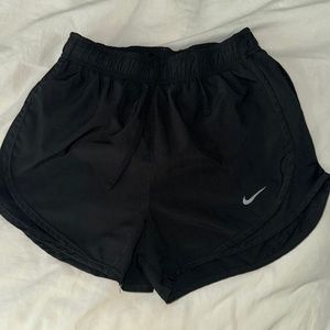 Nike Women’s all black tempo running shorts